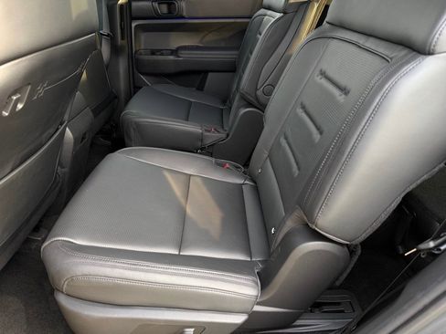 Used 2024 Hyundai Santa Fe Calligraphy image 8