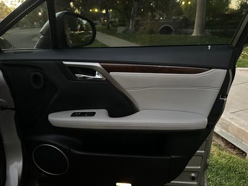 Used 2017 Lexus RX 350 FWD image 15