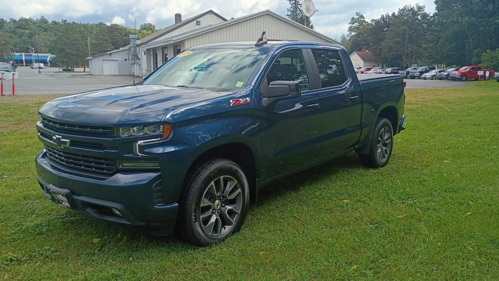Used 2021 Chevrolet Silverado 1500 RST w/ Convenience Package II AWD/4WD image 3