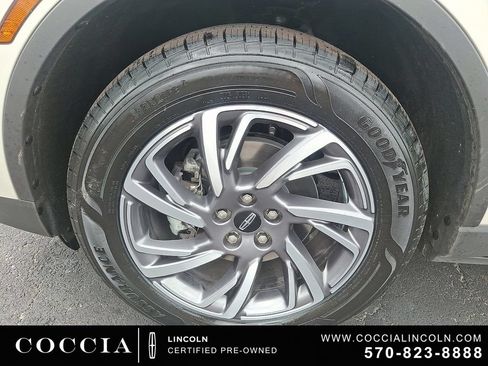 Certified 2023 Lincoln Corsair AWD w/ Equipment Group 101A image 8