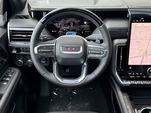 New 2026 GMC Yukon Elevation w/ Elevation Premium Package AWD/4WD image 16