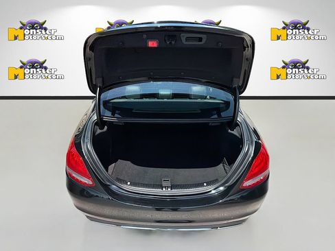Used 2018 Mercedes-Benz C 300 4MATIC Sedan image 31