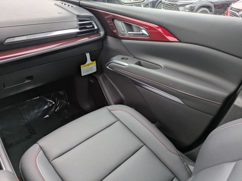 New 2026 Chevrolet Traverse Z71 image 12