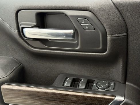 Used 2020 Chevrolet Silverado 1500 RST image 21