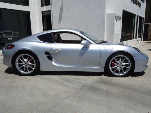 Used 2014 Porsche Cayman S RWD image 8