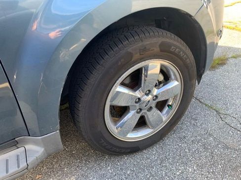 Used 2010 Ford Escape Limited AWD/4WD image 11
