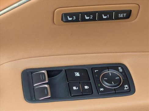 Used 2018 Lexus LC 500 Coupe w/ Performance Package image 16