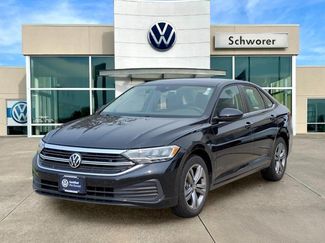 Certified 2023 Volkswagen Jetta SE FWD video 1