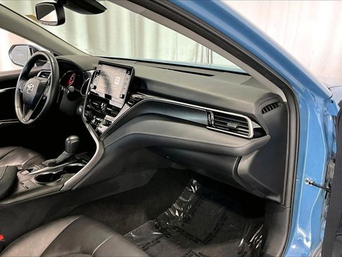 Used 2024 Toyota Camry XSE image 28