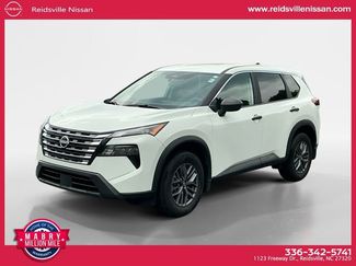 Used 2025 Nissan Rogue S AWD/4WD video 1