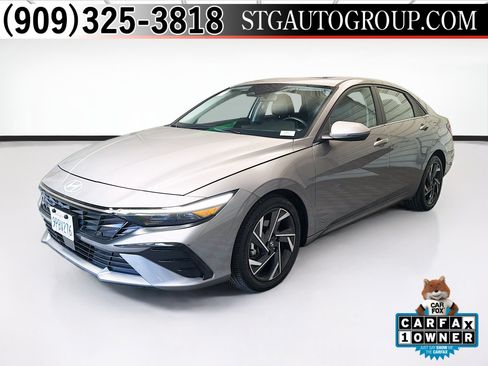 Used 2025 Hyundai Elantra Limited FWD image 1