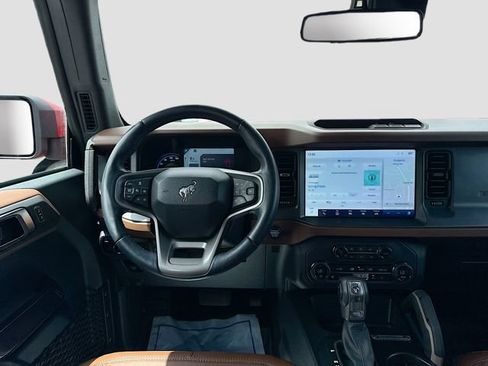 Used 2024 Ford Bronco Outer Banks AWD/4WD image 30