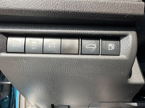 Used 2025 Toyota Camry SE w/ Multimedia Upgrade Package FWD image 13