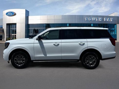 Certified 2025 Ford Expedition Active RWD image 2
