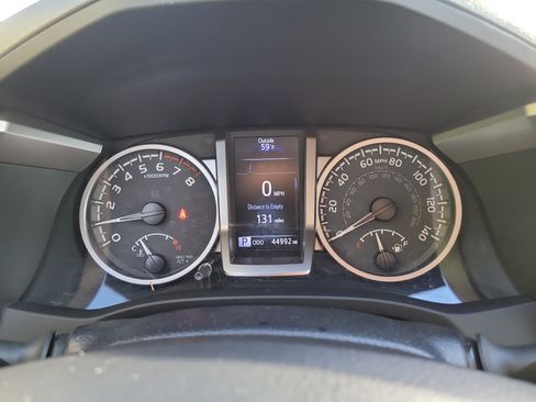 Used 2022 Toyota Tacoma SR5 image 30