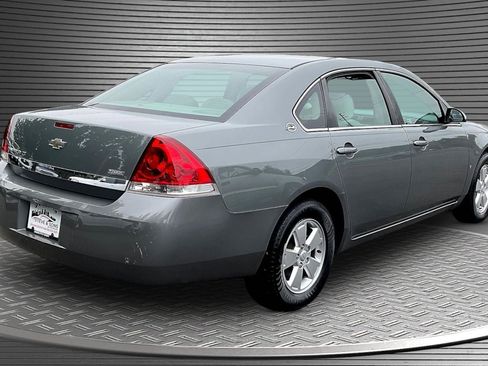 Used 2008 Chevrolet Impala LT FWD image 6