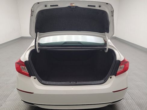 Used 2019 Honda Accord LX image 29