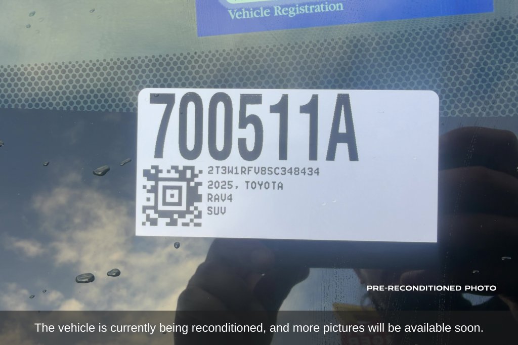 Used 2025 Toyota RAV4 XLE w/ Convenience Package FWD image 19