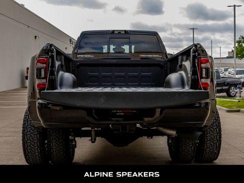 Used 2023 RAM 3500 Laramie w/ Night Edition image 8