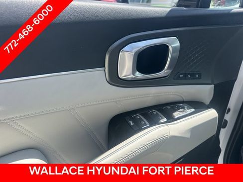 Used 2023 Kia Sorento SX AWD/4WD image 24