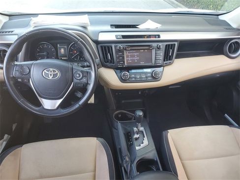 Used 2017 Toyota RAV4 XLE image 10