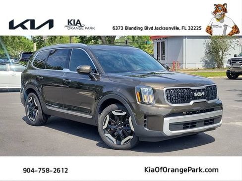 Used 2024 Kia Telluride EX FWD image 1