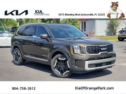 Used 2024 Kia Telluride EX