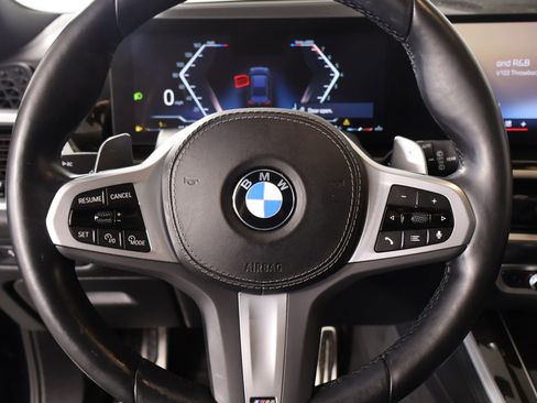 Used 2024 BMW X5 xDrive40i w/ M Sport Package image 3