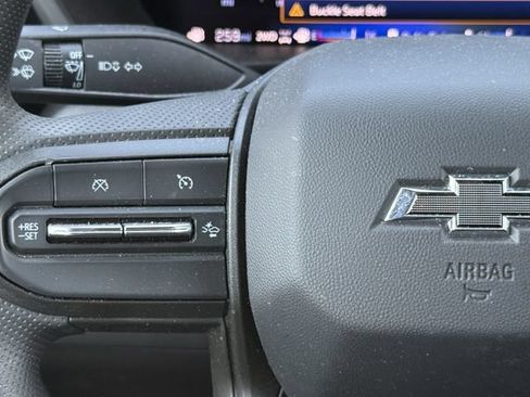 Used 2024 Chevrolet Colorado Trail Boss w/ Technology Package AWD/4WD image 31