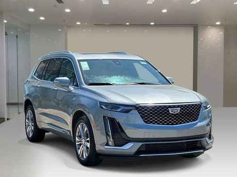 Certified 2023 Cadillac XT6 Premium Luxury AWD/4WD image 6