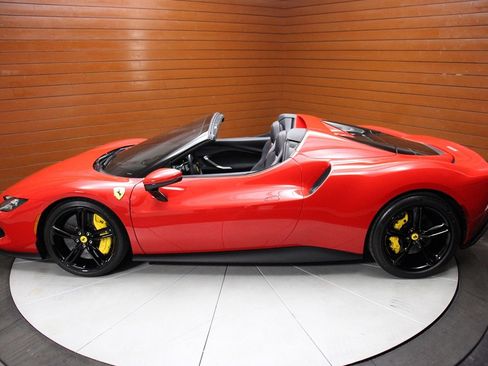 Used 2025 Ferrari 296 GTS image 46