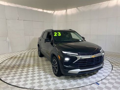 Used 2025 Chevrolet TrailBlazer LT w/ Convenience Package AWD/4WD image 45