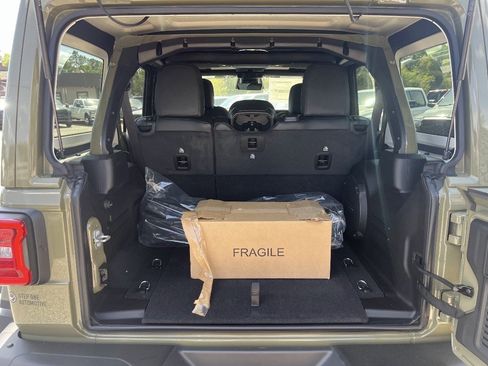 New 2026 Jeep Wrangler Unlimited Rubicon image 29