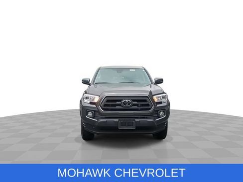 Used 2023 Toyota Tacoma SR5 w/ Technology Package AWD/4WD image 3