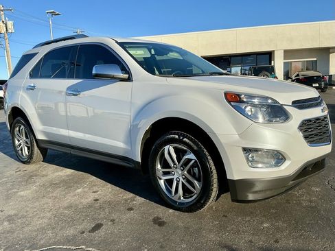 Used 2017 Chevrolet Equinox Premier w/ Enhanced Convenience Package image 6