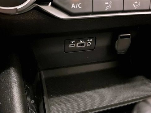 Used 2024 Nissan Altima 2.5 SV FWD image 16
