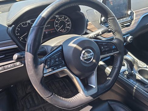 Used 2020 Nissan Altima 2.5 SL FWD image 6
