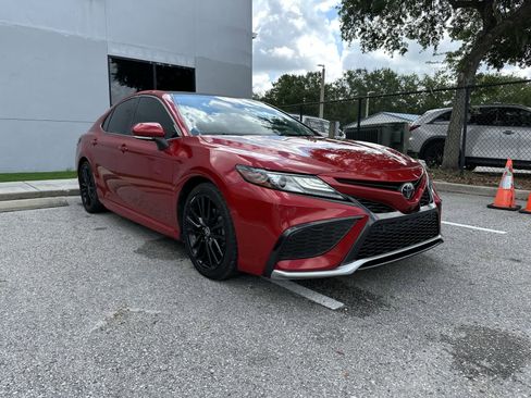 Used 2021 Toyota Camry XSE w/ Navigation Package FWD image 11