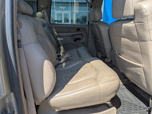 Used 2002 Chevrolet Silverado 2500 LT AWD/4WD image 29