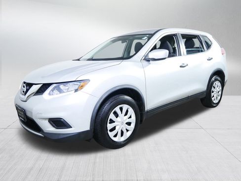 Used 2016 Nissan Rogue S image 3