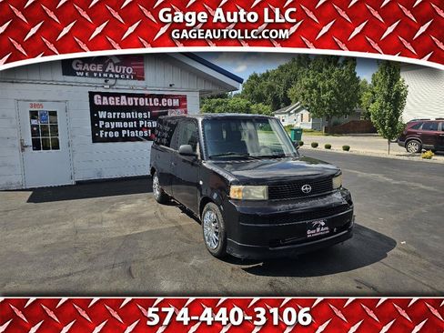 Used 2006 Scion xB FWD image 1