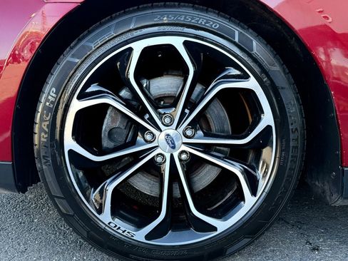 Used 2015 Ford Taurus SHO w/ Equipment Group 401A AWD/4WD image 52