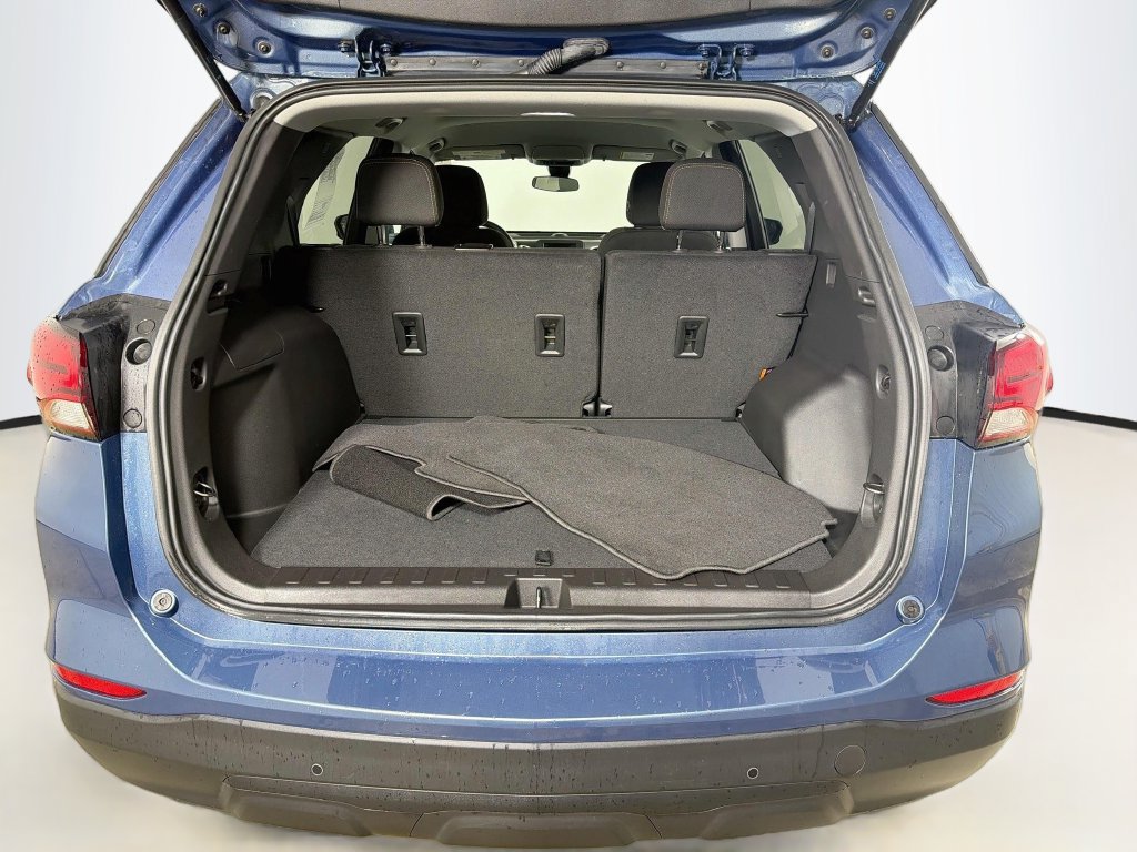 Used 2024 Chevrolet Equinox LS w/ LS Convenience Package FWD image 24