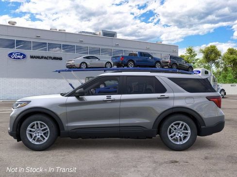 New 2026 Ford Explorer Active w/ Active Comfort Package RWD image 3