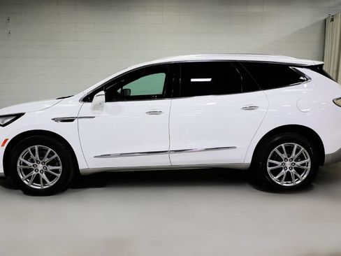 Certified 2022 Buick Enclave Essence w/ Experience Buick Package AWD/4WD image 2