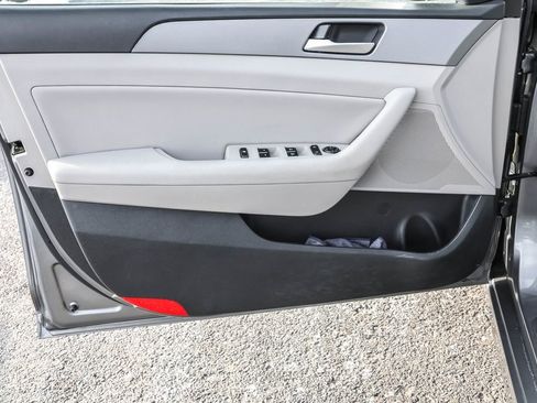 Used 2019 Hyundai Sonata SEL image 25