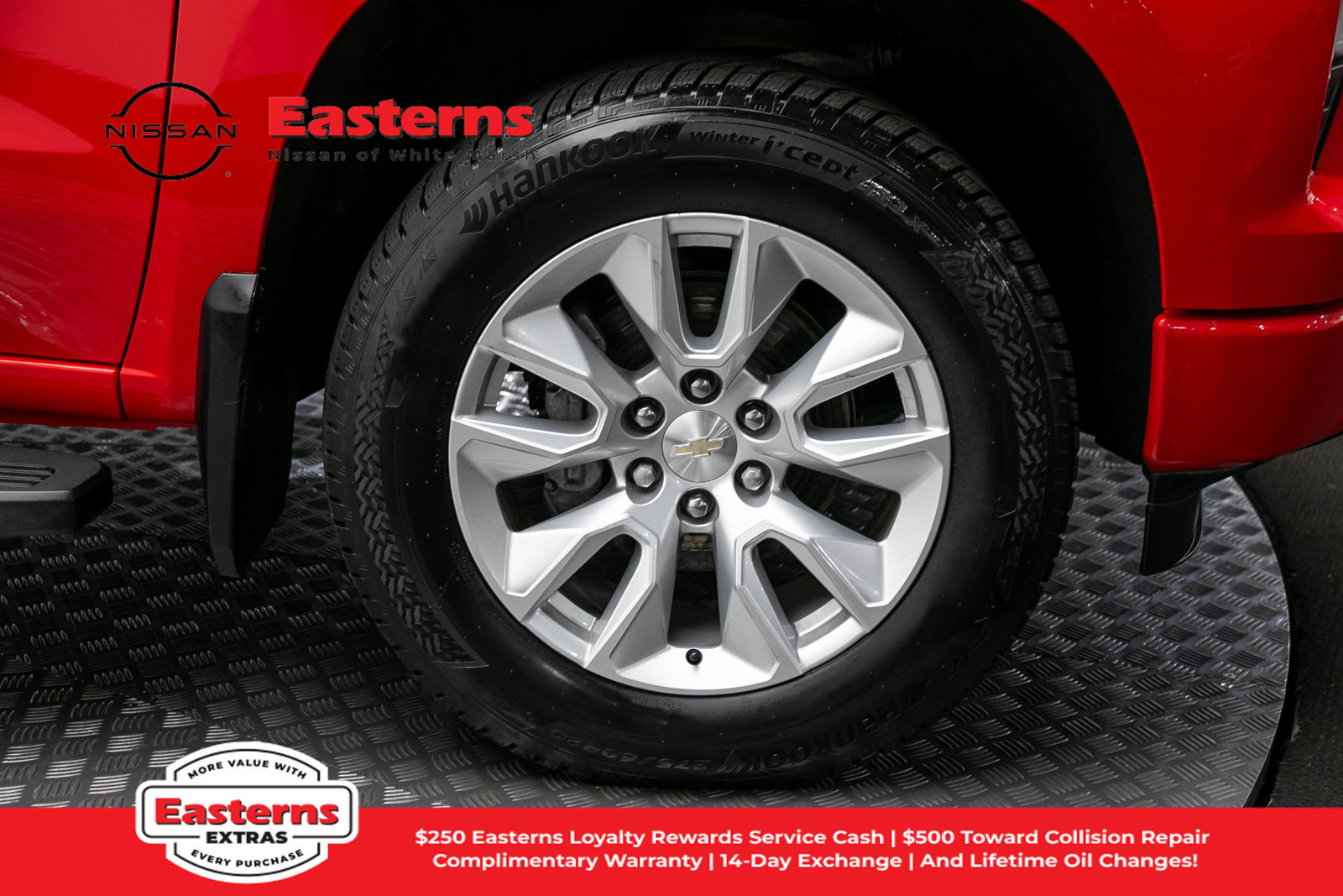 Used 2024 Chevrolet Silverado 1500 Custom AWD/4WD image 30