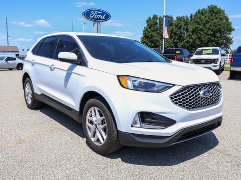 Used 2023 Ford Edge SEL w/ Convenience Package AWD/4WD image 7