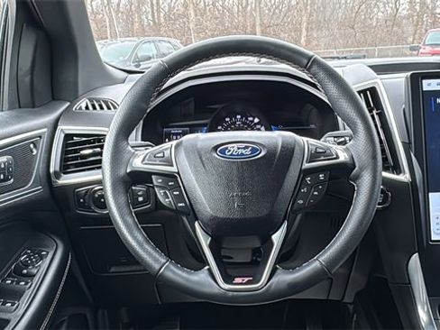 Certified 2023 Ford Edge ST image 14