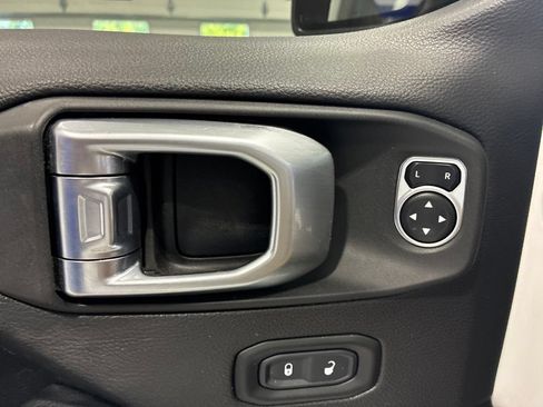 Used 2020 Jeep Wrangler Unlimited Rubicon AWD/4WD image 20